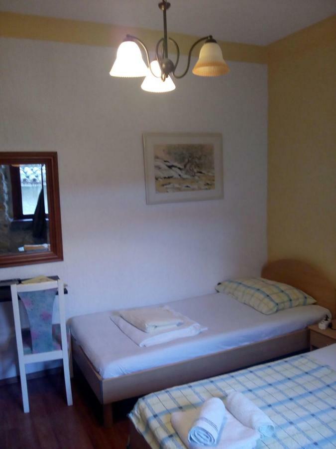 Apartman I Sobe Cule Đảo Cres Ngoại thất bức ảnh
